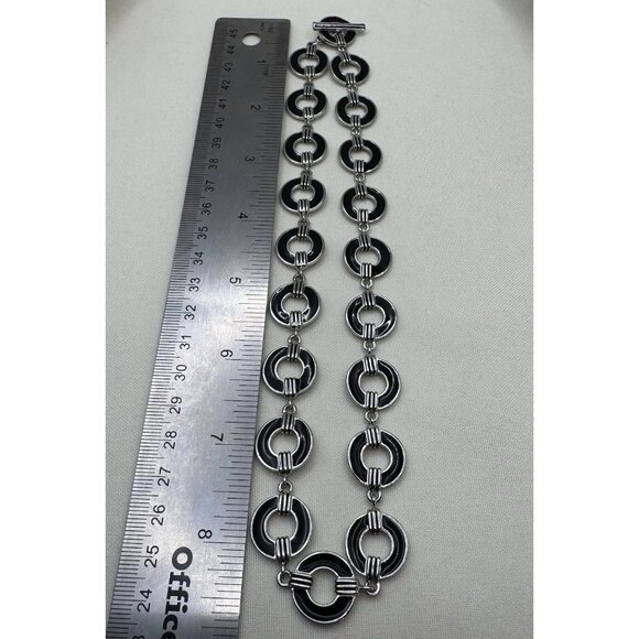 Ralph Lauren Silvertone Black Enamel Circle Ribbed Connecter 18" Toggle Necklace - Picture 5 of 8